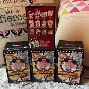 DIMOO WORLD x DISNEY Series Figure (one box)